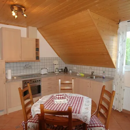 Forsthaus Heldenstein Apartment Edenkoben